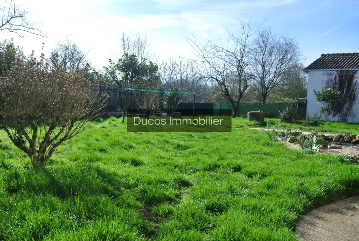 Maison familiale en pierre à Beaupuy, proche de Marmande 