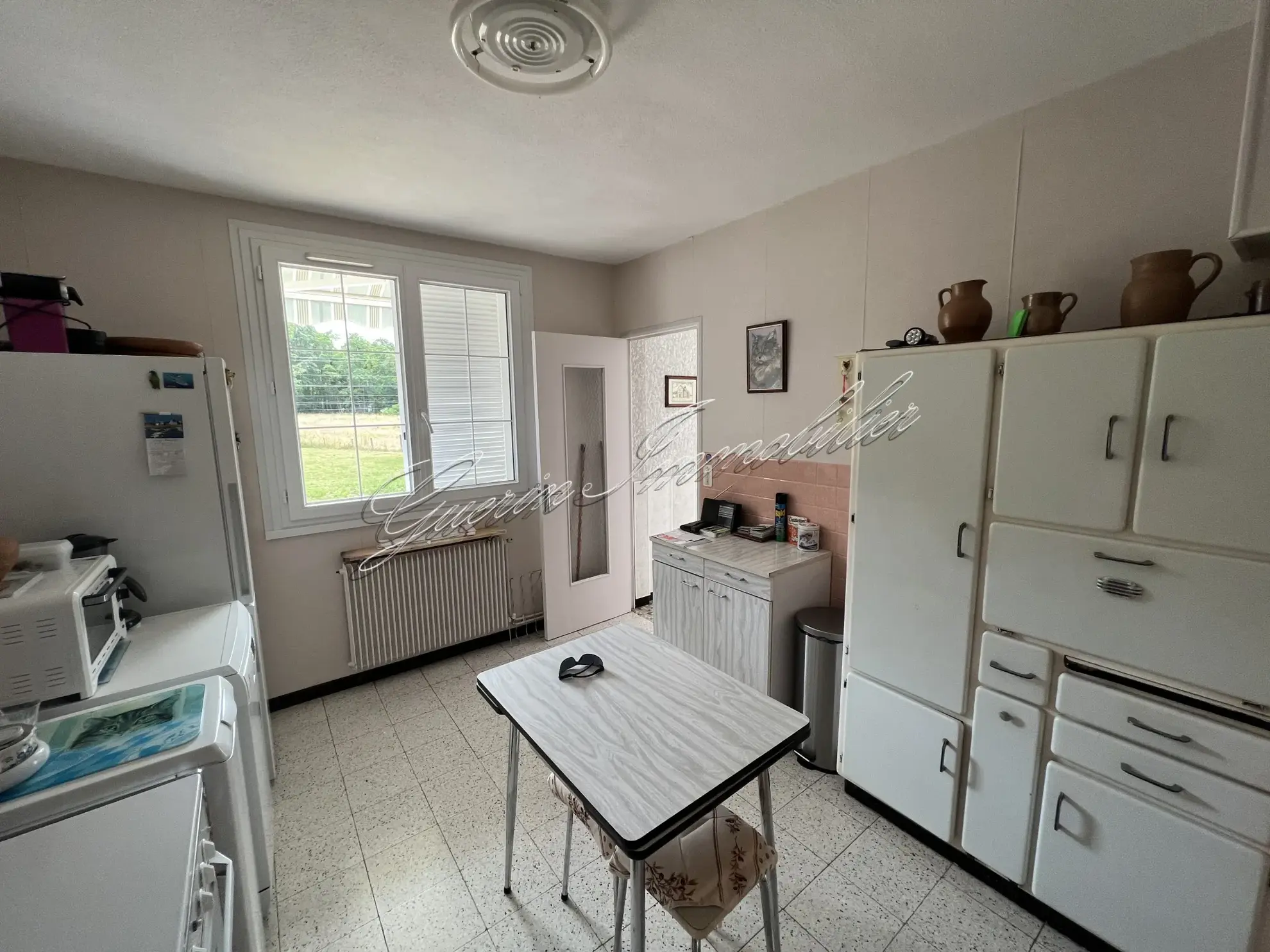 Maison lumineuse à vendre à La Guerche-Sur-L'Aubois - 125 m² 