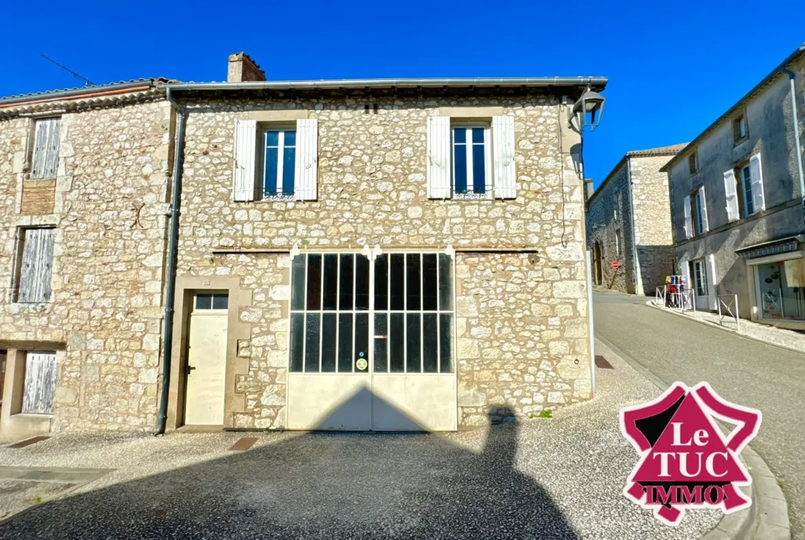 Maison en pierre à Monflanquin avec 3 chambres et grand garage 