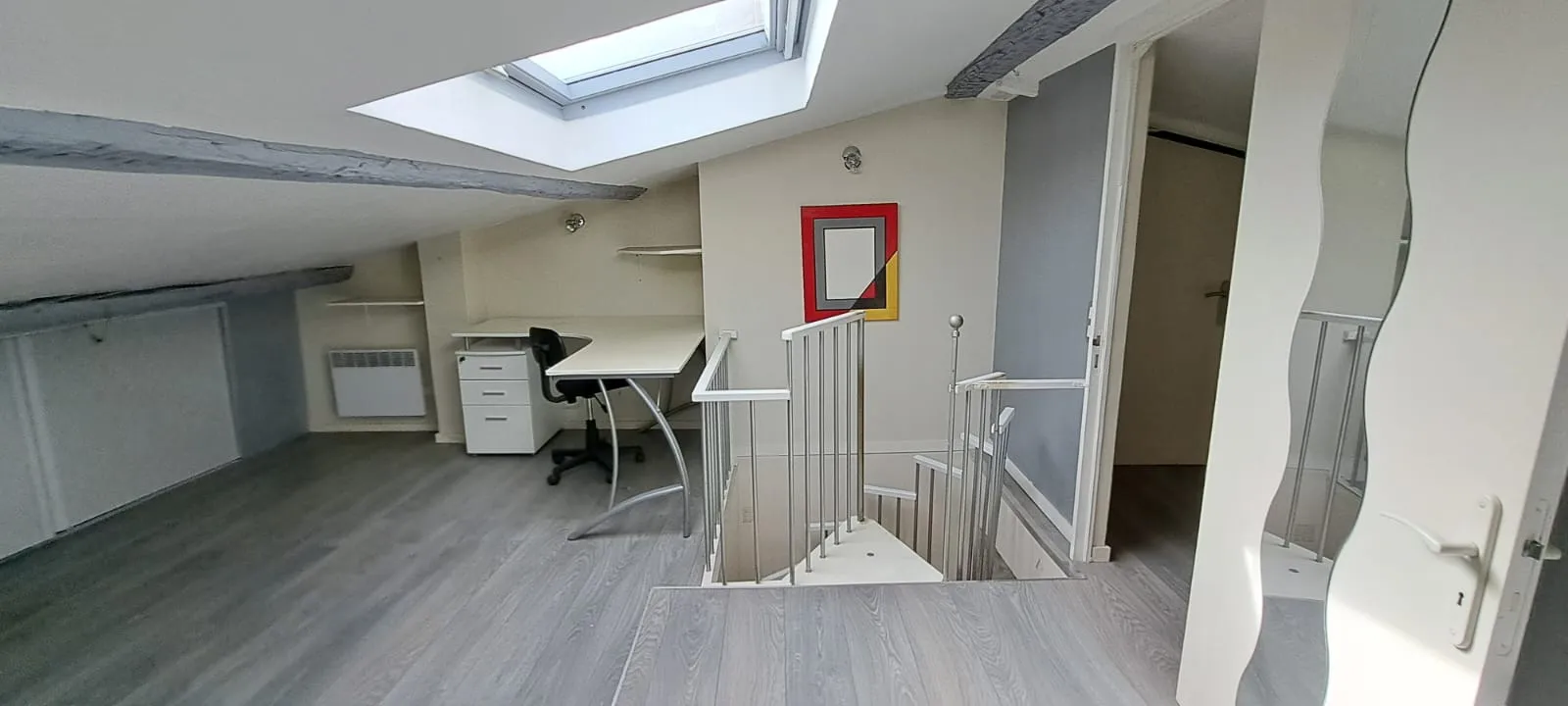 Appartement Design en Duplex à Grasse avec Vue Panoramique 