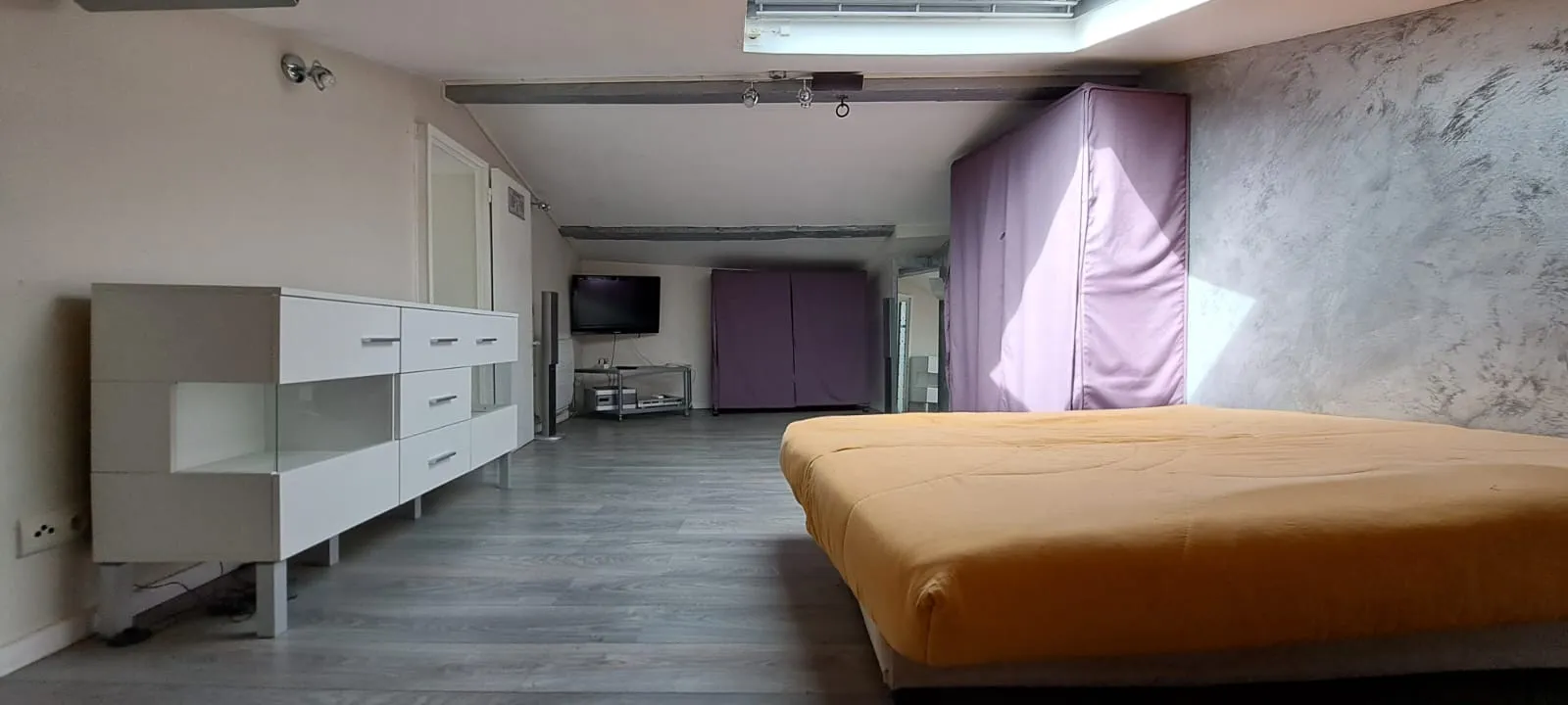 Appartement Design en Duplex à Grasse avec Vue Panoramique 