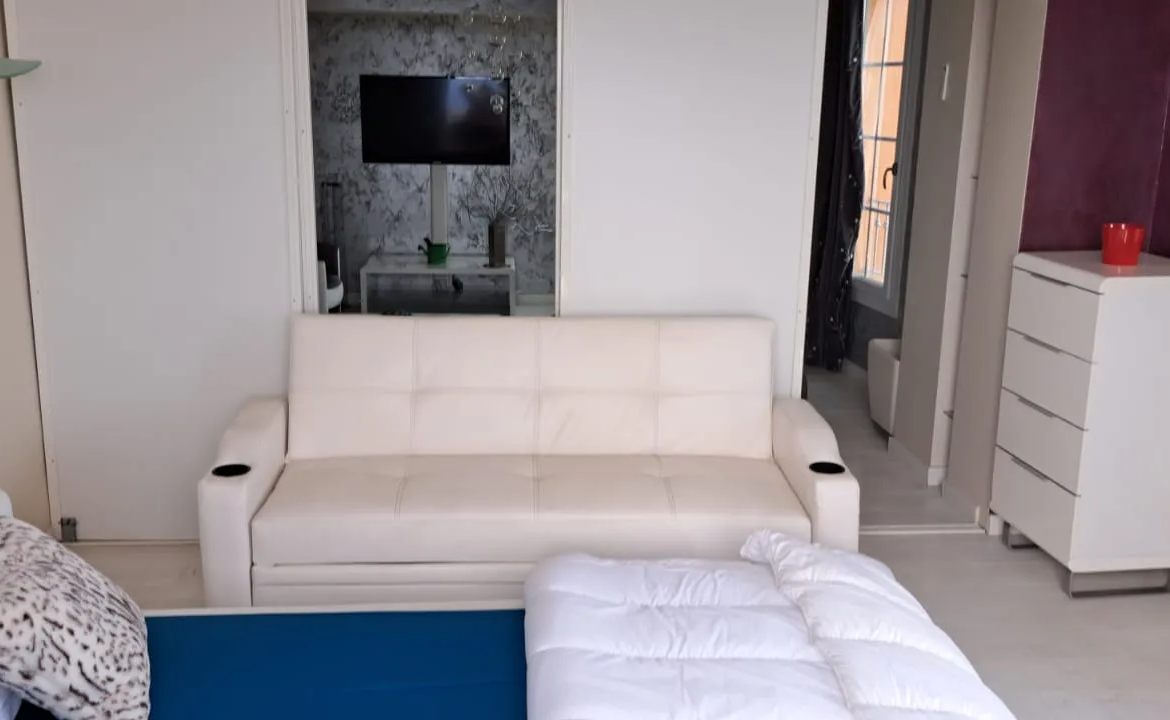 Appartement Design en Duplex à Grasse avec Vue Panoramique 