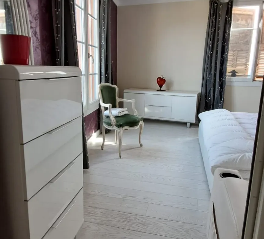 Appartement Design en Duplex à Grasse avec Vue Panoramique 