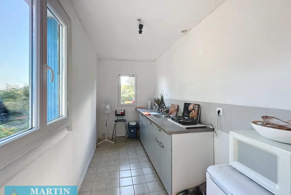 À vendre : Appartement T2 avec jardinet et parking à Ceret 