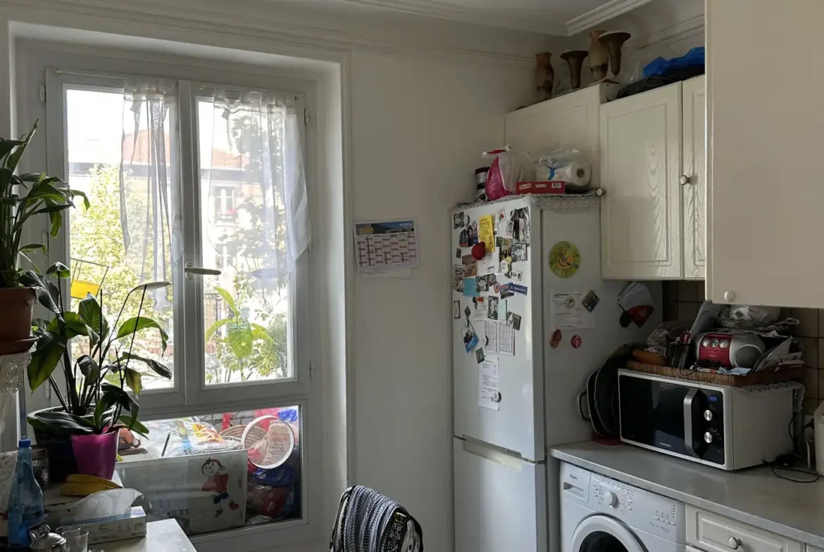 Charmant studio à vendre sur le boulevard Ney à Paris 