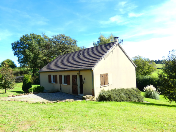 Maison de plain-pied à vendre à Marcoles, 3 chambres, sous-sol