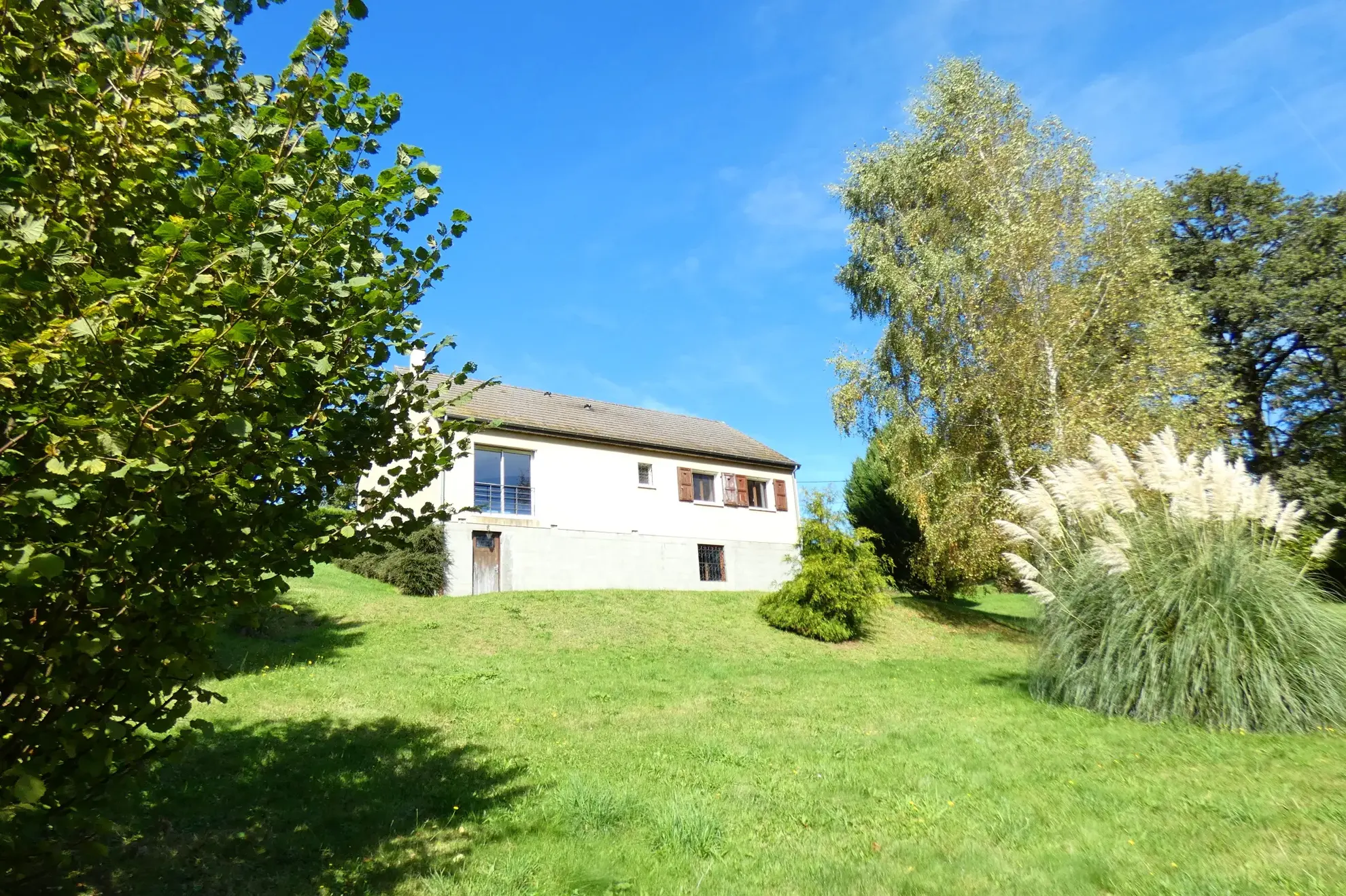 Maison de plain-pied à vendre à Marcoles, 3 chambres, sous-sol 