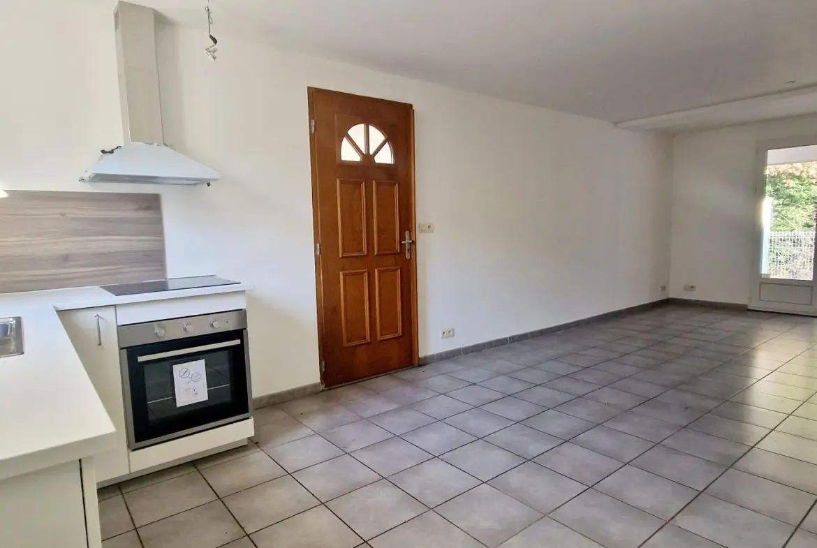 Maison en duplex à vendre à Bollène dans le quartier des Charagons 