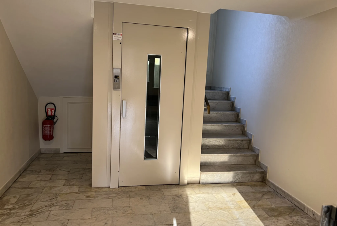 Appartement 4 pièces de 109 m² à vendre à Colmar avec garage 