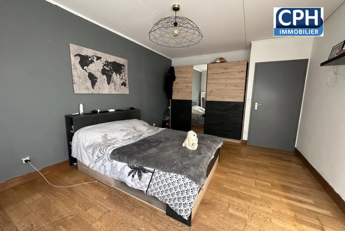 Maison à vendre à Grandcamp-Maisy - 244000 € 