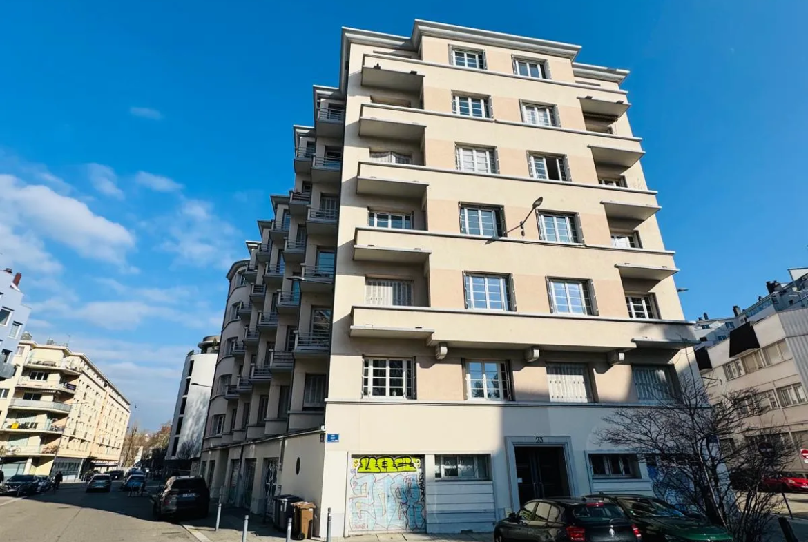 Appartement T4 lumineux à vendre à Grenoble Aigle / St Jean 