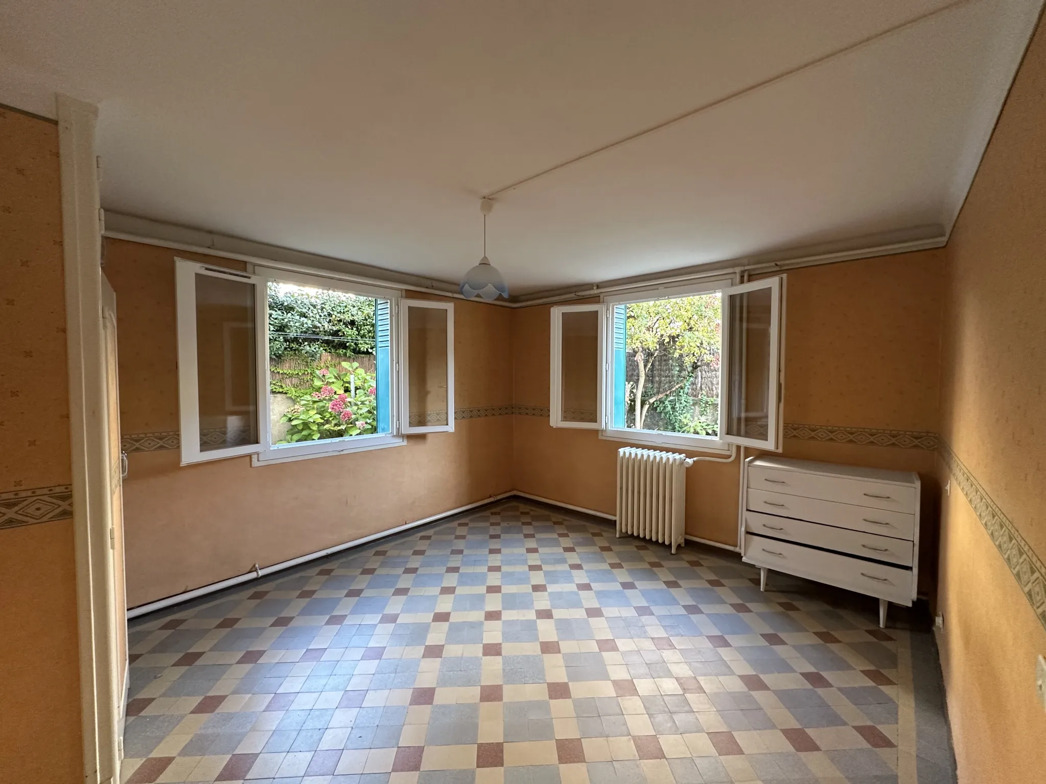 À vendre : Maison F5 Amélie-les-Bains de 86 m² avec jardin 