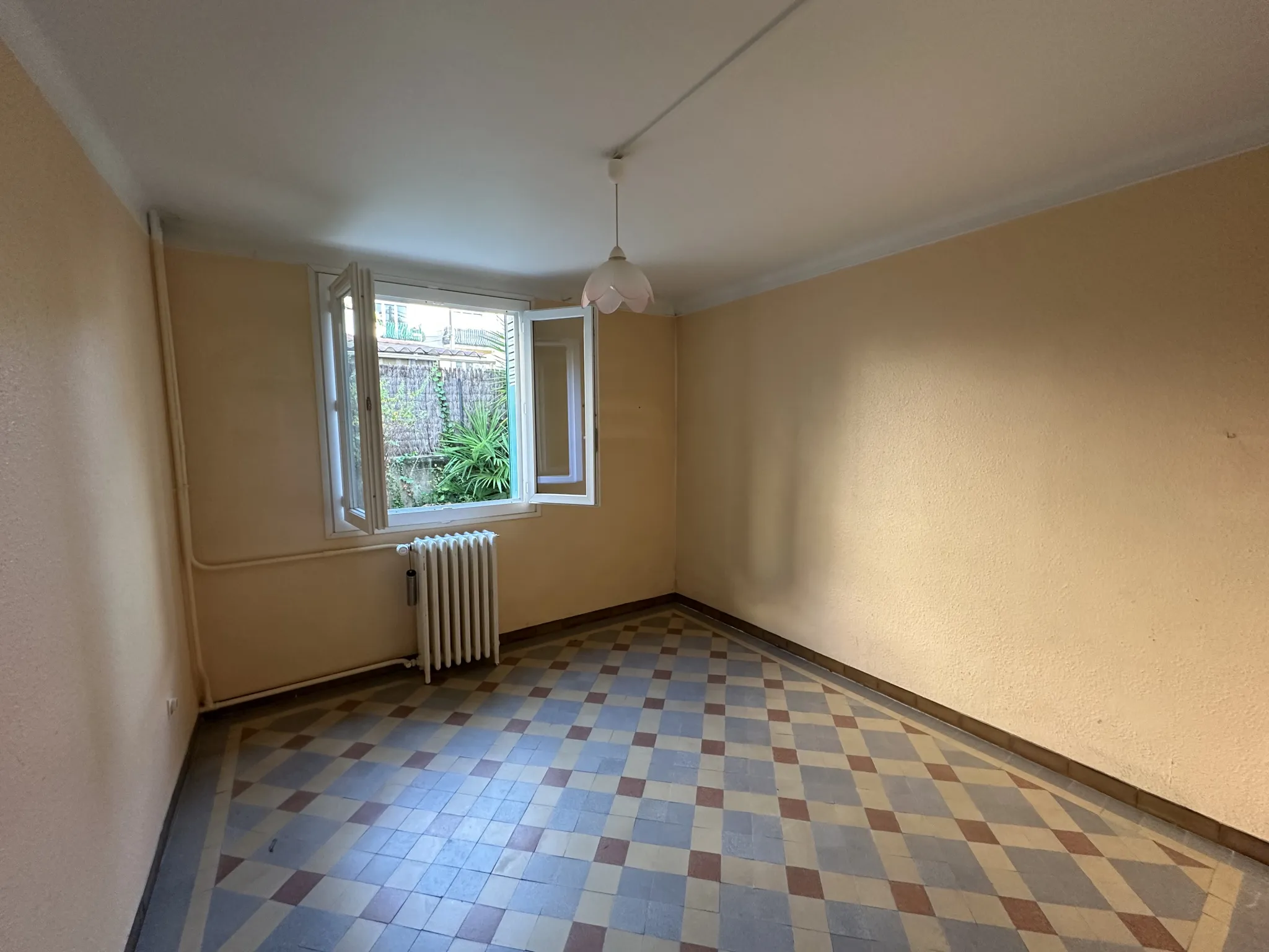 À vendre : Maison F5 Amélie-les-Bains de 86 m² avec jardin 