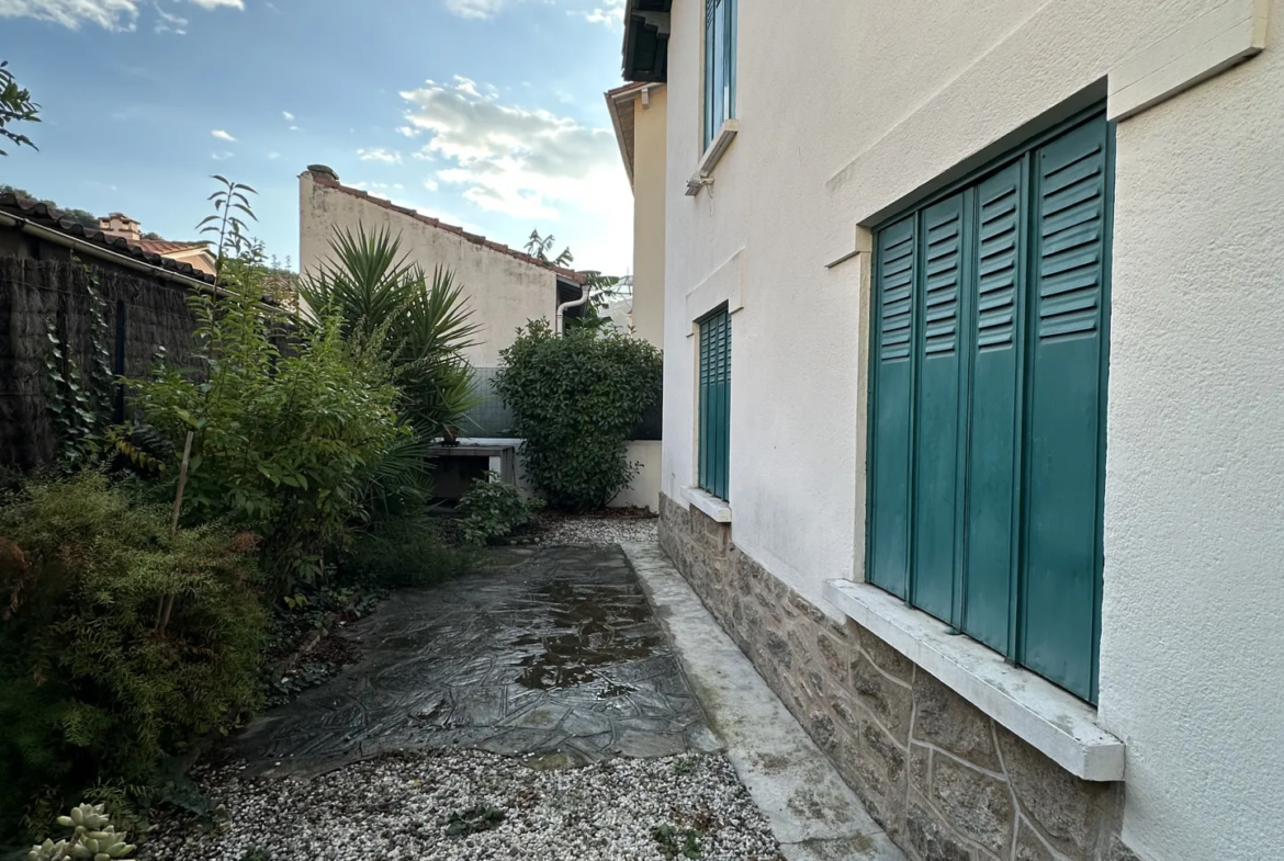 À vendre : Maison F5 Amélie-les-Bains de 86 m² avec jardin 