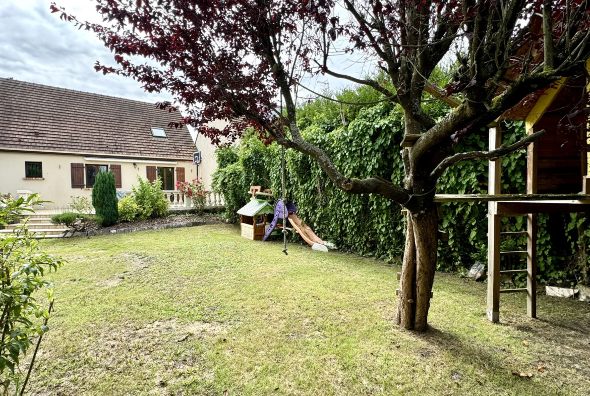 Maison individuelle à vendre à Crouy-sur-Ourcq avec jardin 