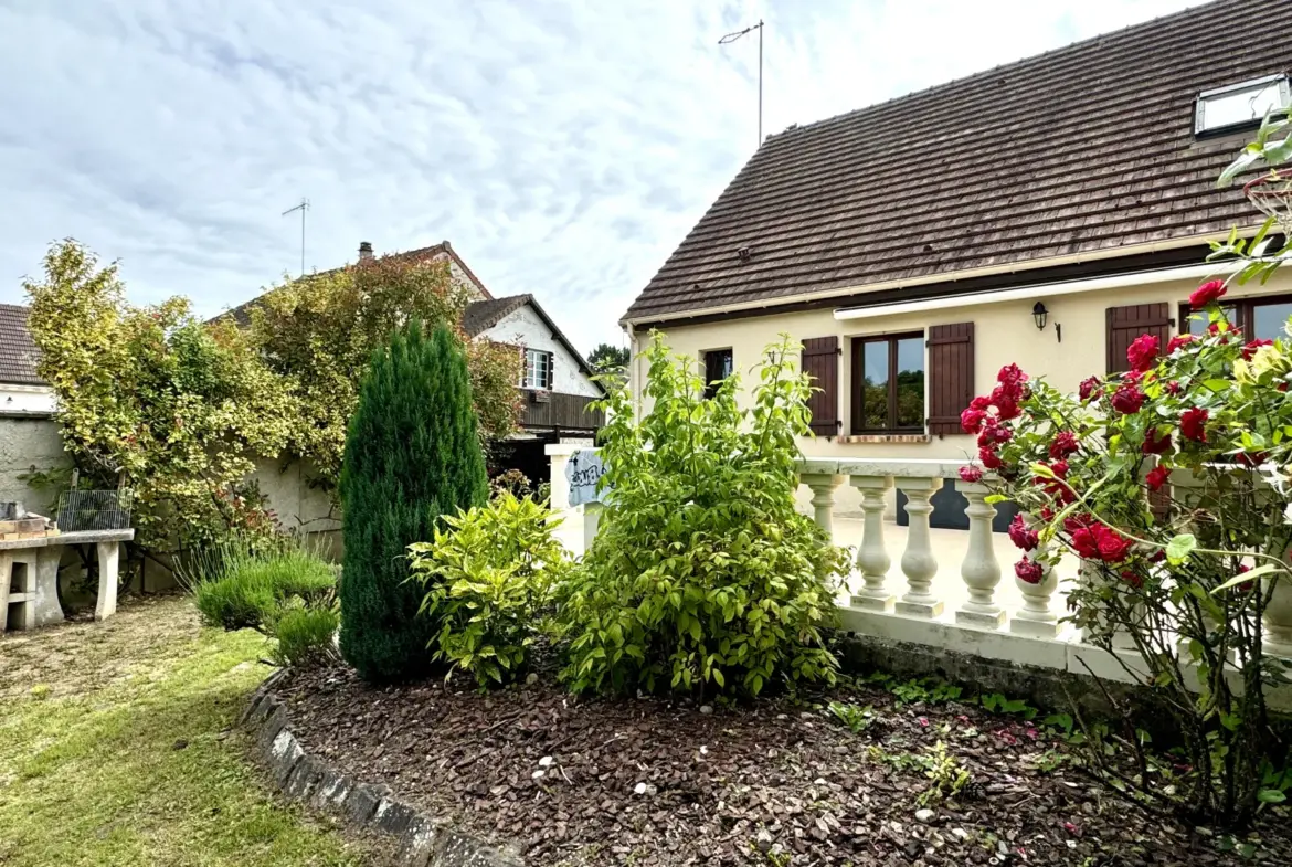 Maison individuelle à vendre à Crouy-sur-Ourcq avec jardin 