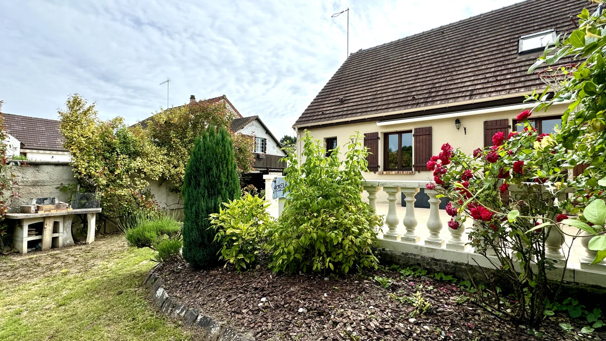 Maison individuelle à vendre à Crouy-sur-Ourcq avec jardin 