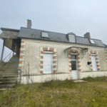 Maison ancienne à vendre près de Noyant - 95 m² sur 4800 m² de terrain