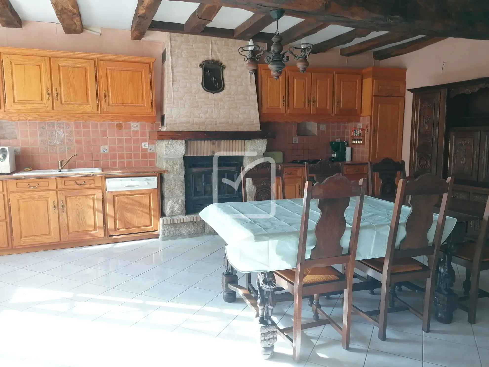 À vendre : Maison en pierre de 137 m2 à La Chapelle Caro 