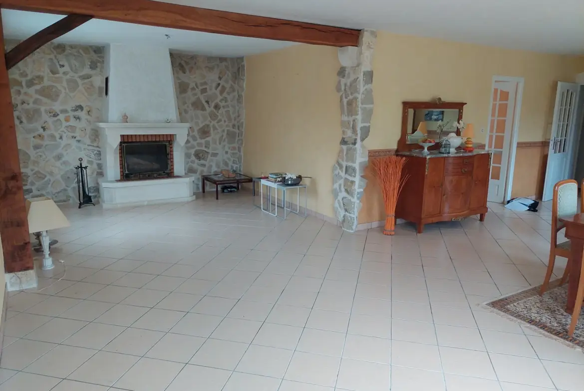 Maison à vendre près de Langon avec piscine 