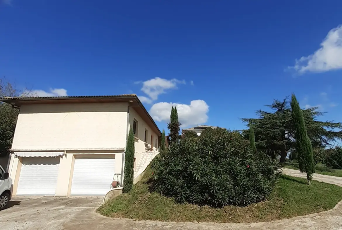 Maison 3 chambres à Langon avec jardin et garage 