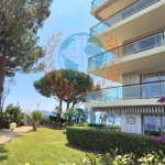 Appartement T2 rénové à Cannes avec accès plage