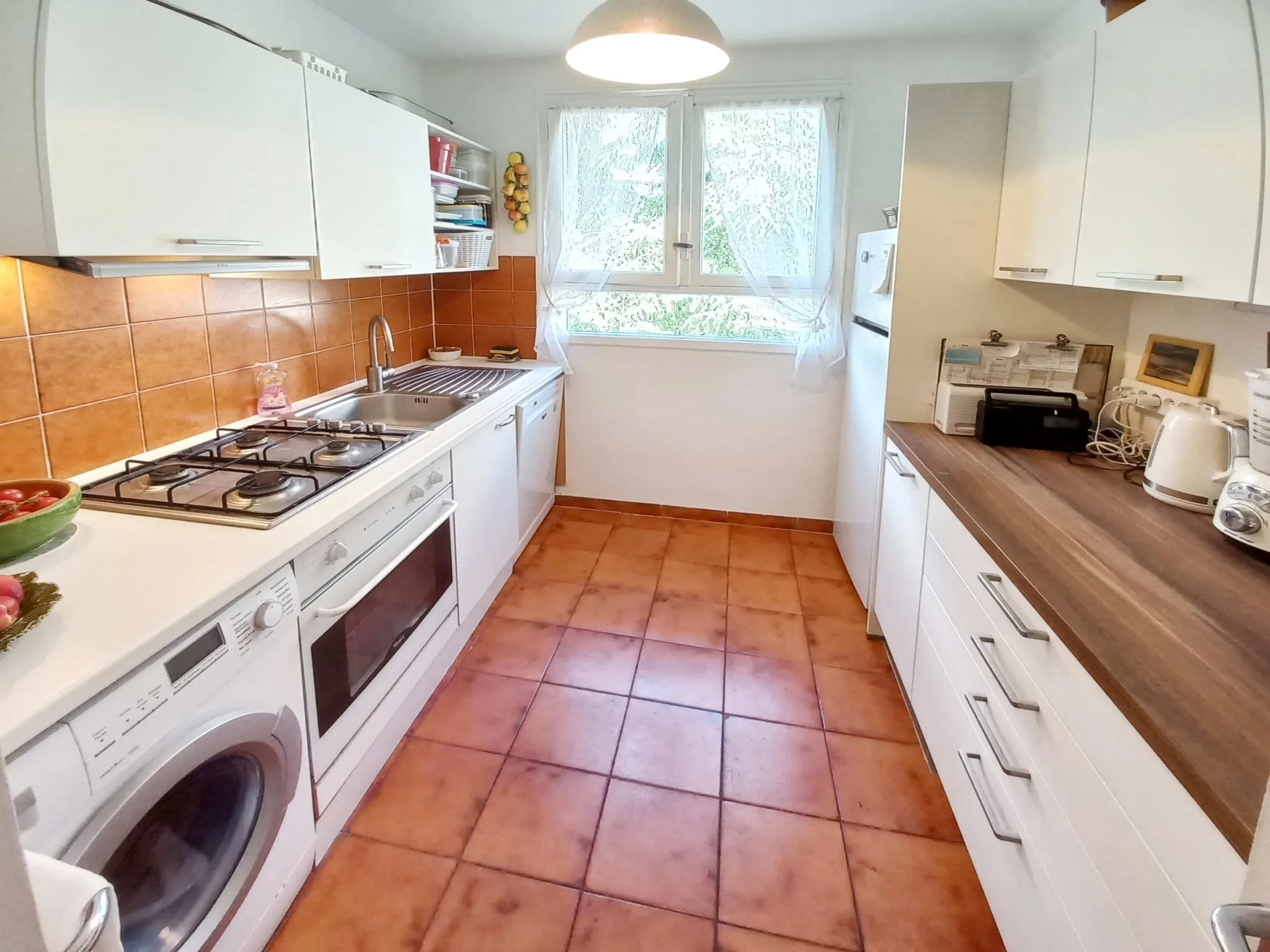 À vendre : Appartement F5 à Créteil près du métro 