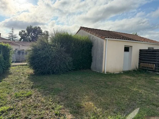 Maison de plain-pied 2 chambres à Sainte Hermine 