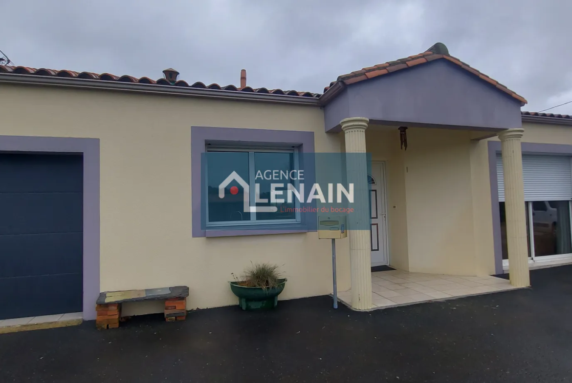 Maison de plain pied à vendre à Les Herbiers - 261 250 EUR 