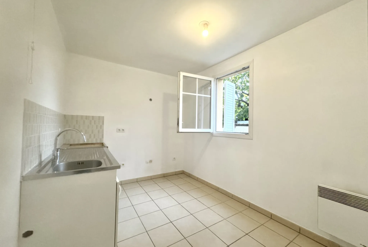 T2 à vendre 41,27 m2 avec terrasse à Chelles, proche centre-ville 