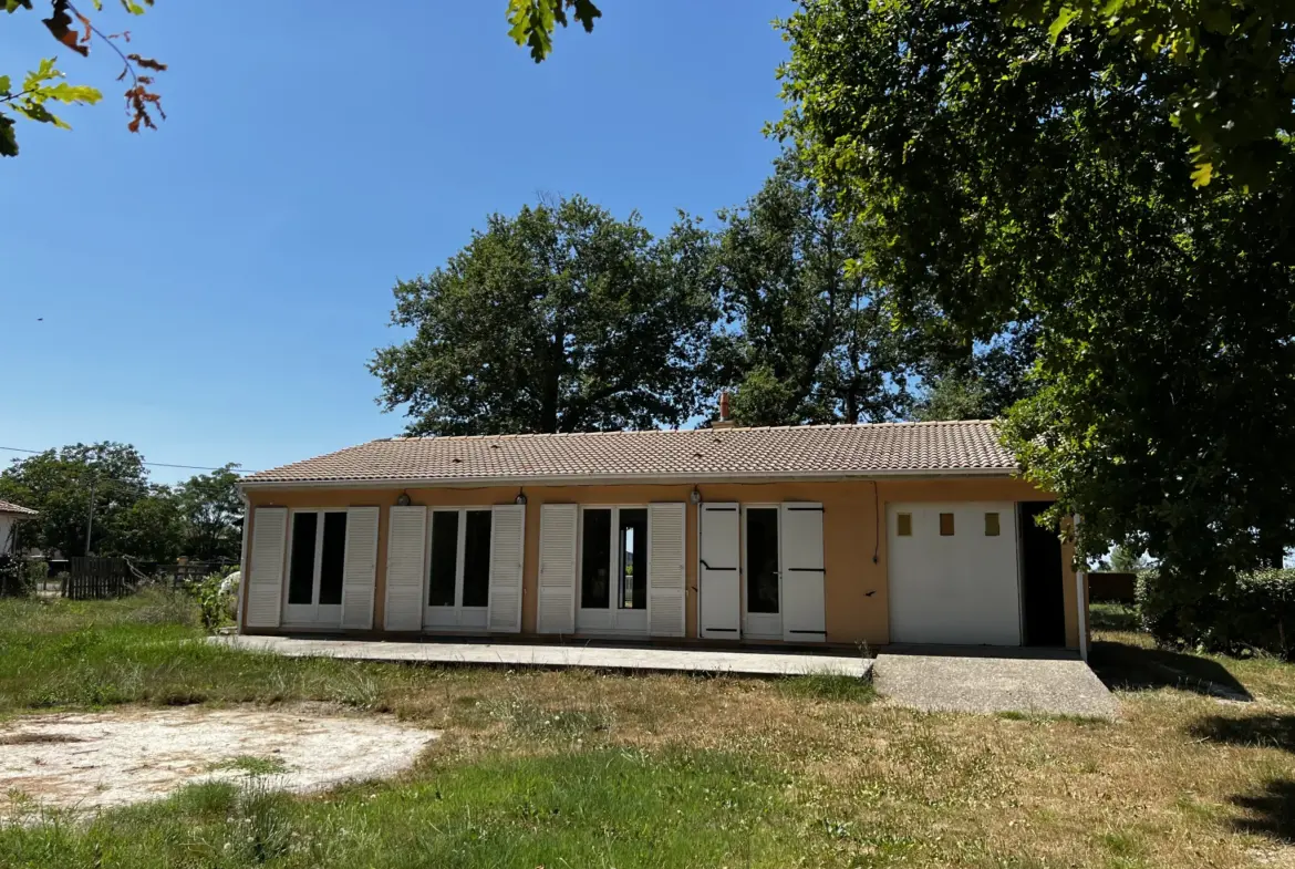 Maison 3 Chambres avec Terrain Arboré à Langon 