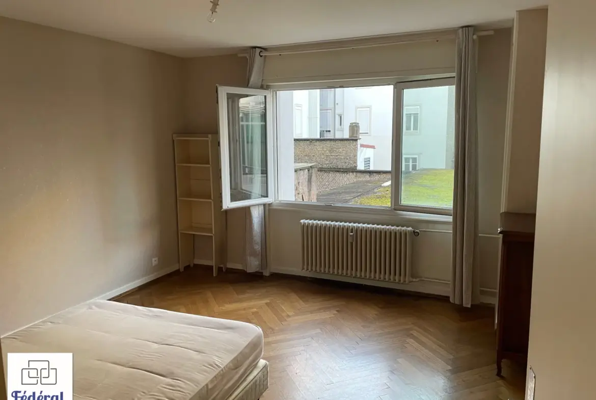 F3 spacieux à Strasbourg avec balcon et possibilité de garage 