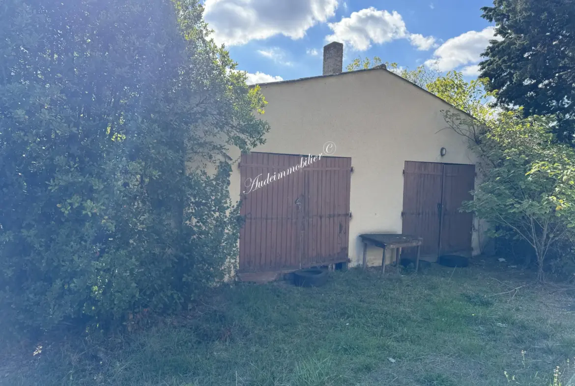 Maison à rénover avec jardin et garage à Limoux 