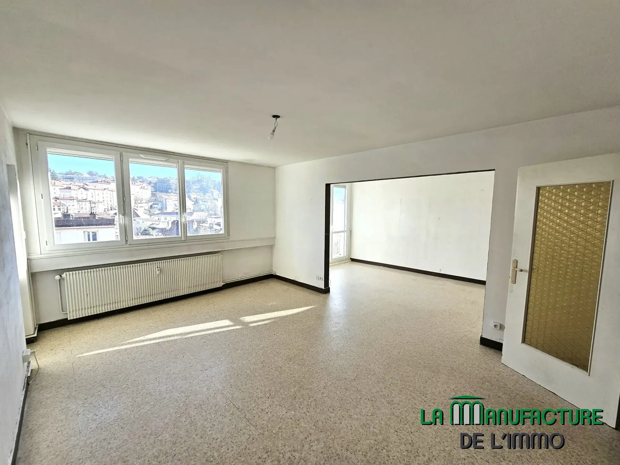 Vente appartement F4 traversant à Saint-Étienne Valbenoite proche Centre Deux 