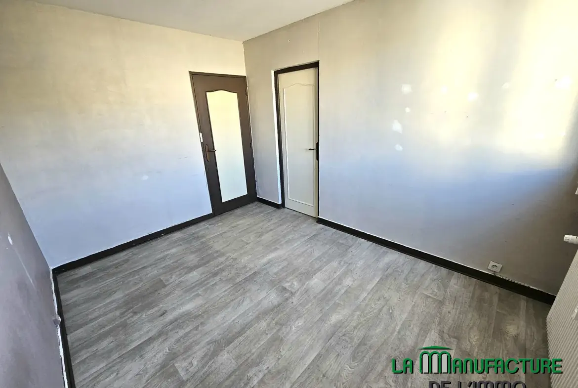 Vente appartement F4 traversant à Saint-Étienne Valbenoite proche Centre Deux 