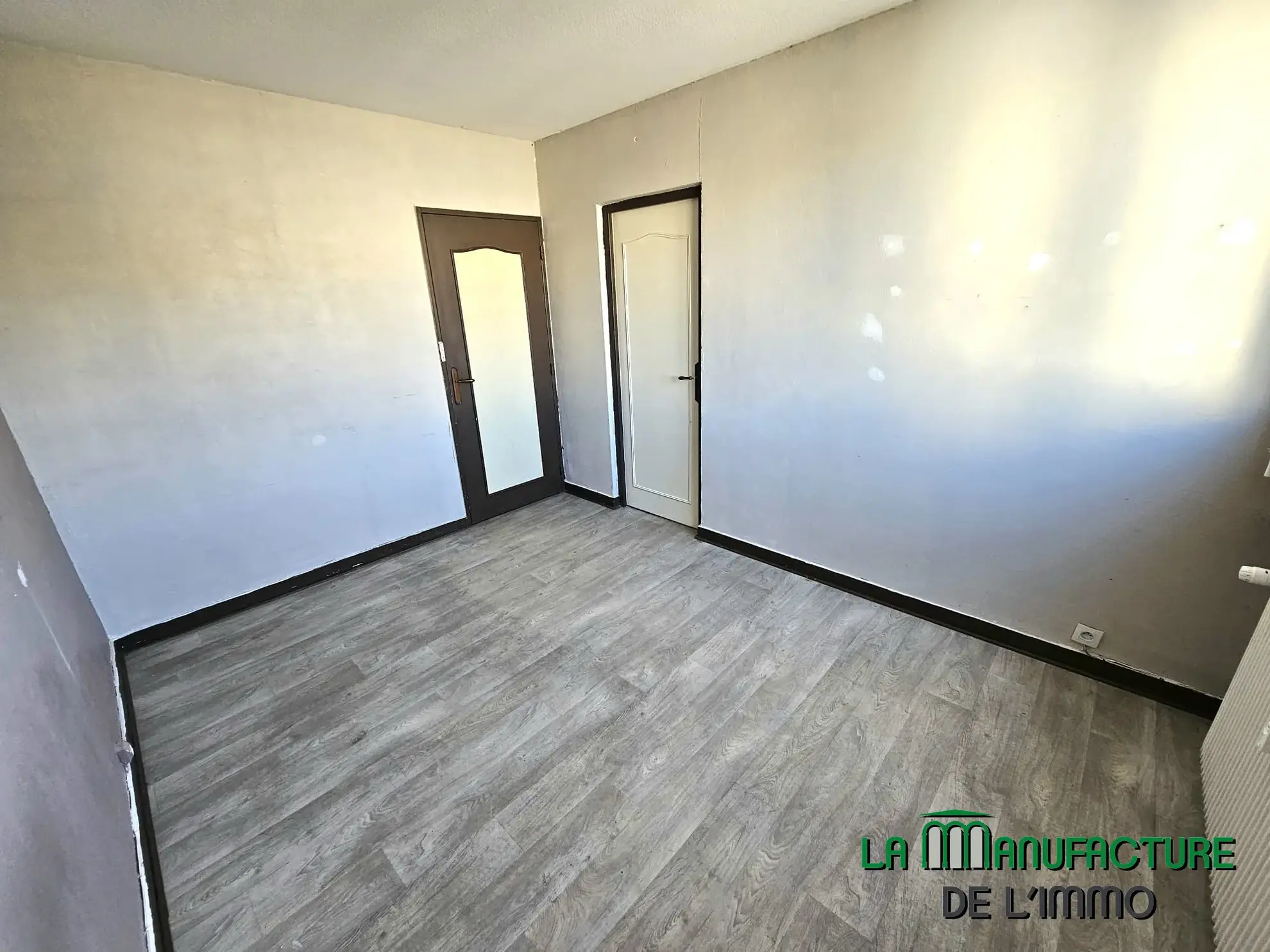 Vente appartement F4 traversant à Saint-Étienne Valbenoite proche Centre Deux 