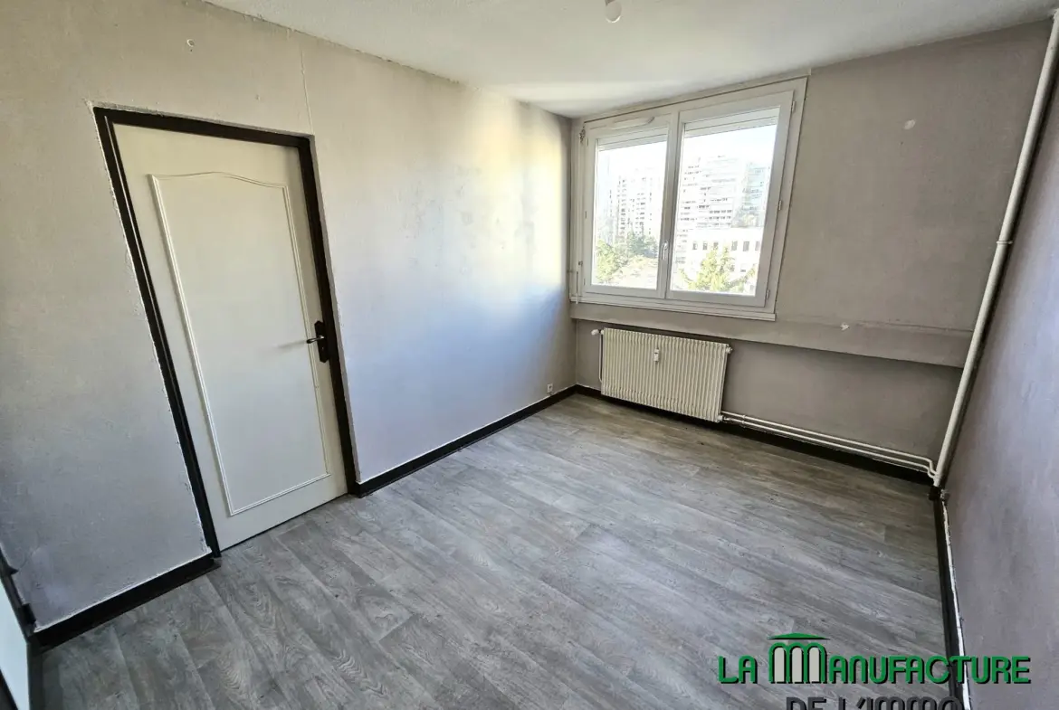 Vente appartement F4 traversant à Saint-Étienne Valbenoite proche Centre Deux 