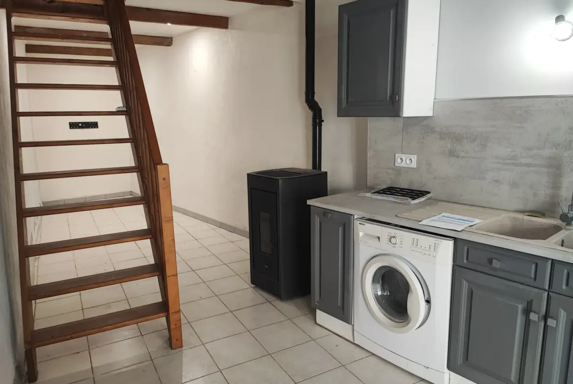 Maison de village à vendre à Puicheric pour 46 500 € 