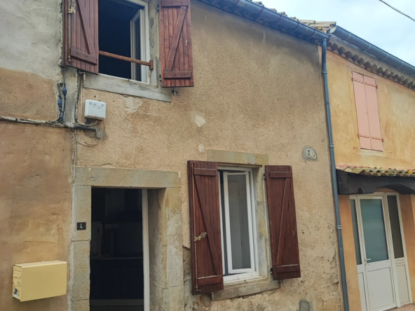 Maison de village à vendre à Puicheric pour 46 500 €