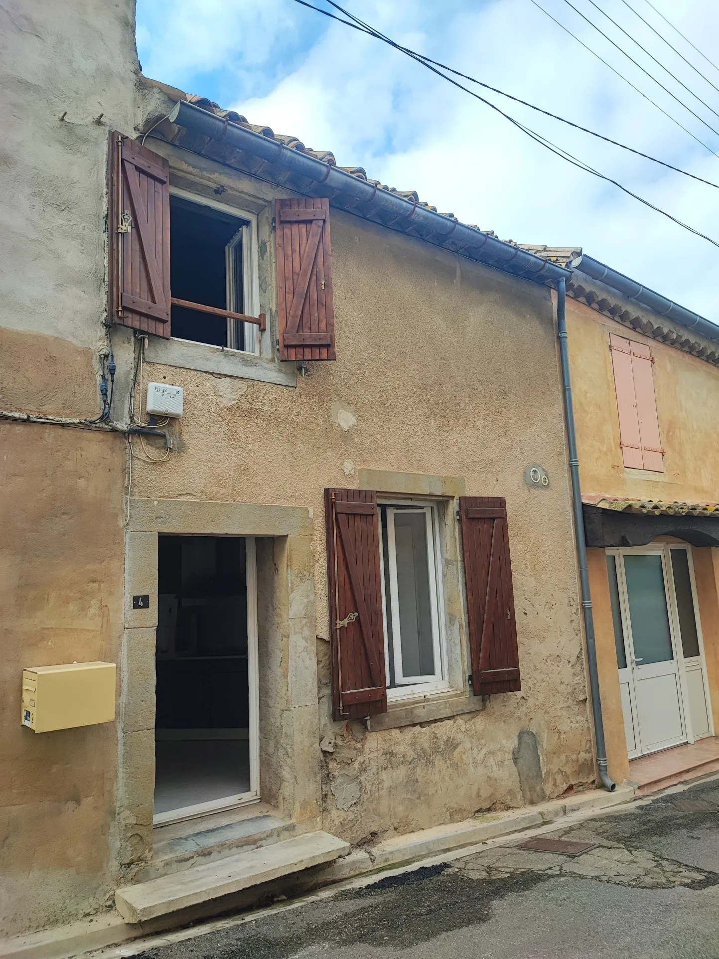 Maison de village à vendre à Puicheric pour 46 500 € 