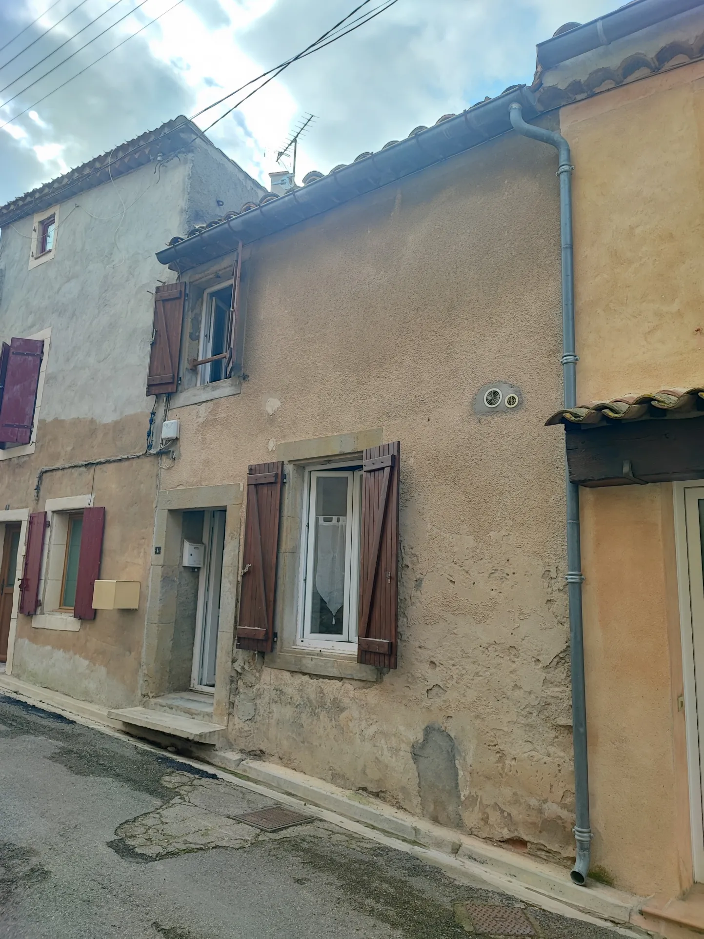 Maison de village à vendre à Puicheric pour 46 500 € 