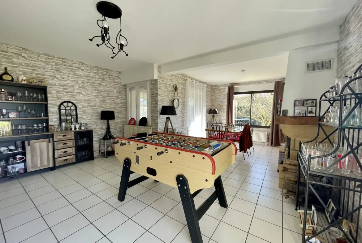 Villa moderne à vendre à Estrablin, 3 chambres, proche Vienne 