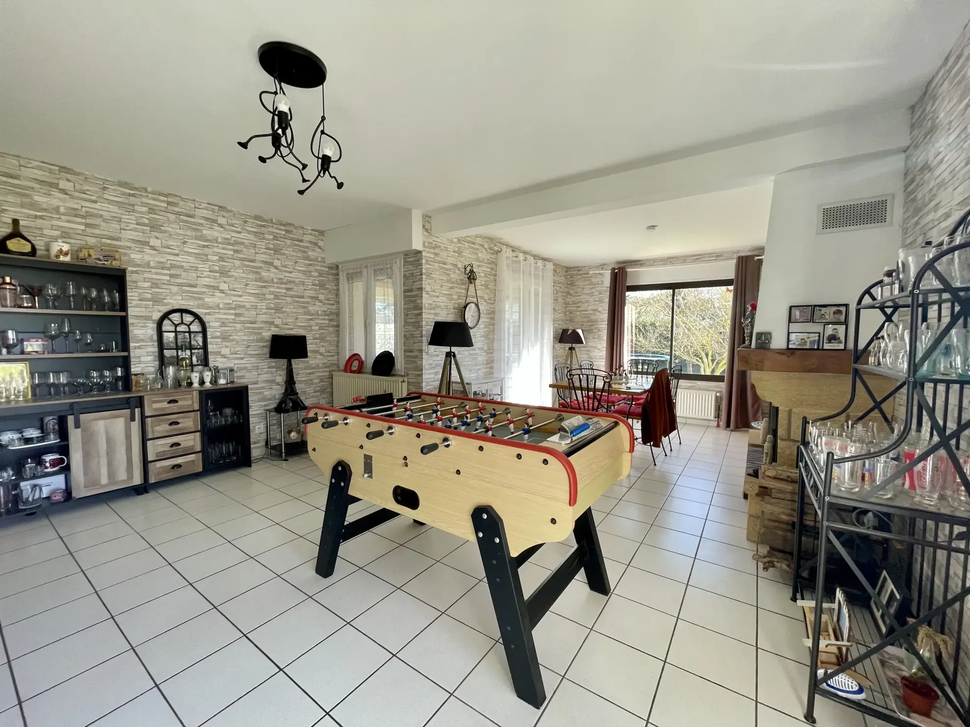 Villa moderne à vendre à Estrablin, 3 chambres, proche Vienne 