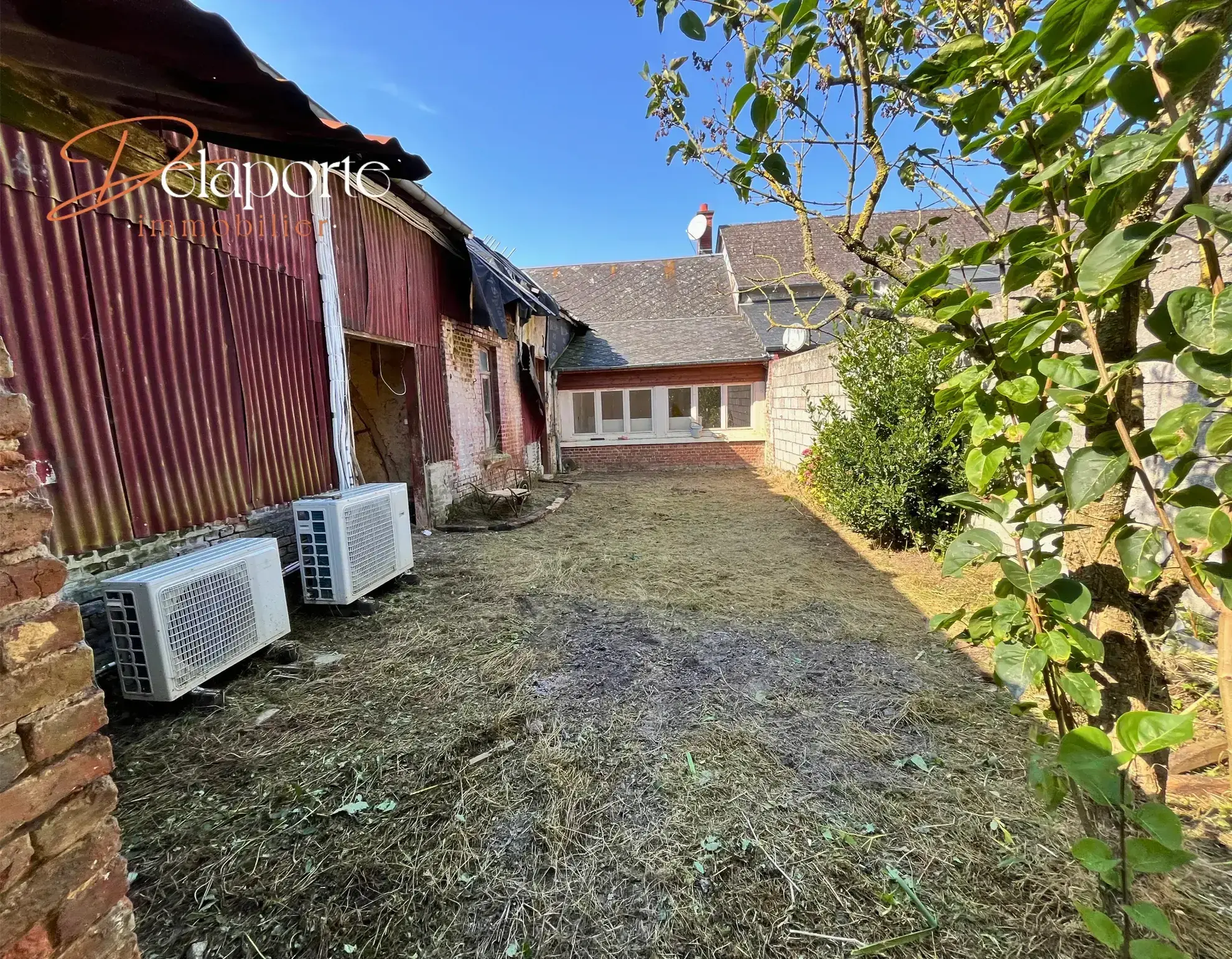 Maison à rénover à Bernaville - 168 m² avec 4 chambres 