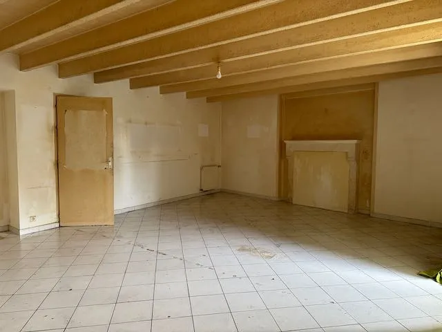 Maison en pierres à rénover à Ste Hermine - 147 700 € 