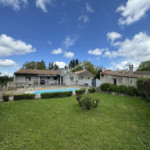 Maison avec jardin, piscine et dépendance à Limoux