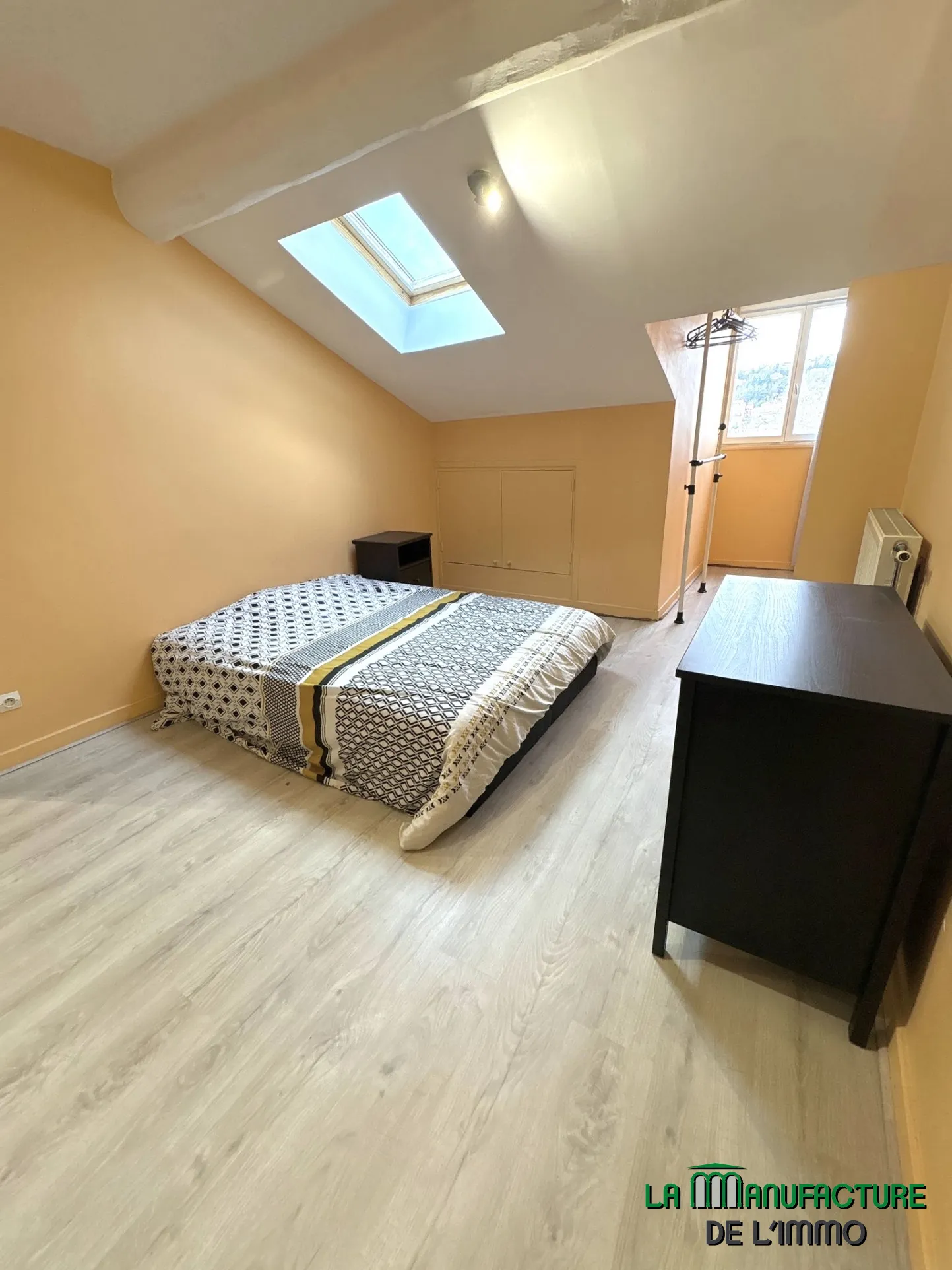 Appartement F3 Meublé à Saint-Étienne - Idéal Premier Achat 