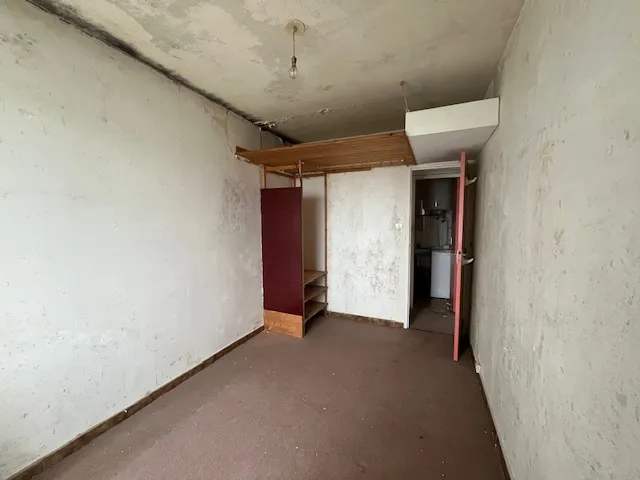 Appartement à rénover avec balcon vue mer à St Hilaire de Riez 