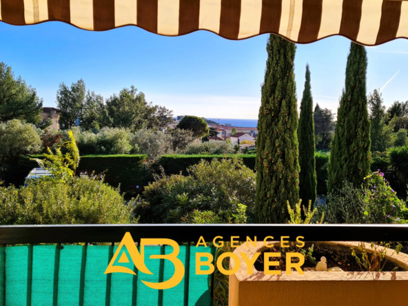 Studio rénové à Bandol avec vue mer et terrasse