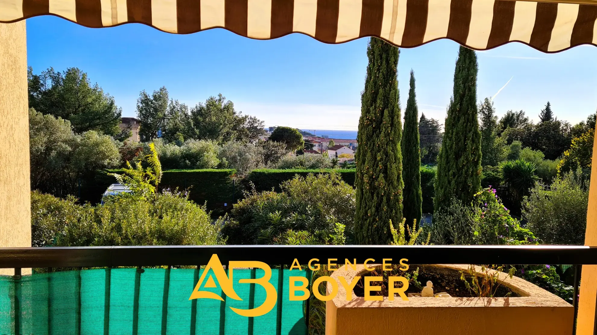 Studio rénové à Bandol avec vue mer et terrasse 